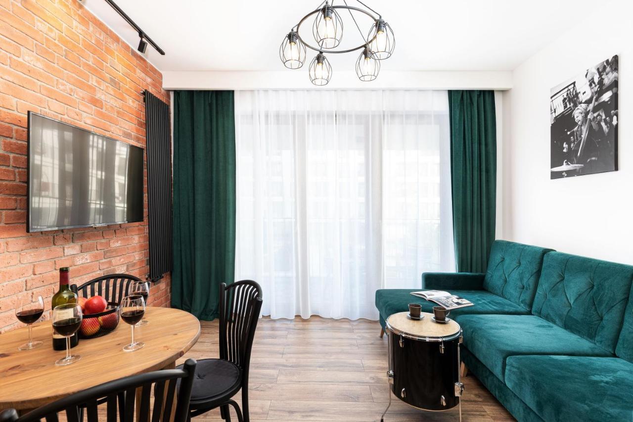 Jazz Station Apartment Go New & Pure Krasków Exteriör bild