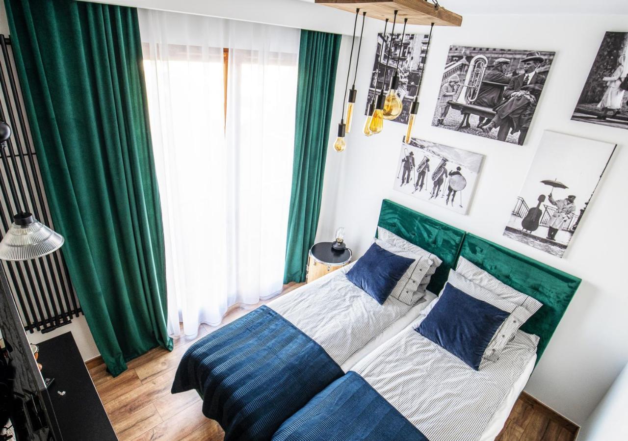 Jazz Station Apartment Go New & Pure Krasków Exteriör bild
