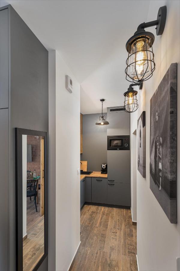 Jazz Station Apartment Go New & Pure Krasków Exteriör bild